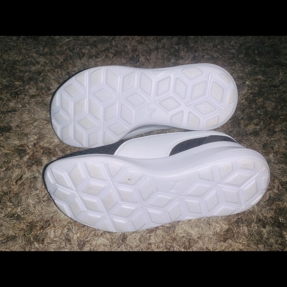 🐆brand new puma shoes🐆 - Picture 4 of 5